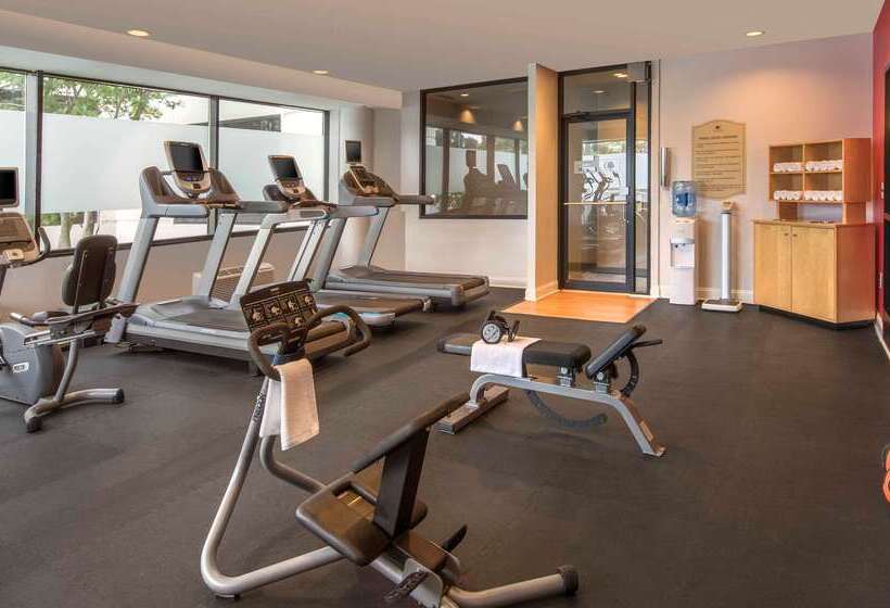 فندق Doubletree By Hilton Chicago Schaumburg