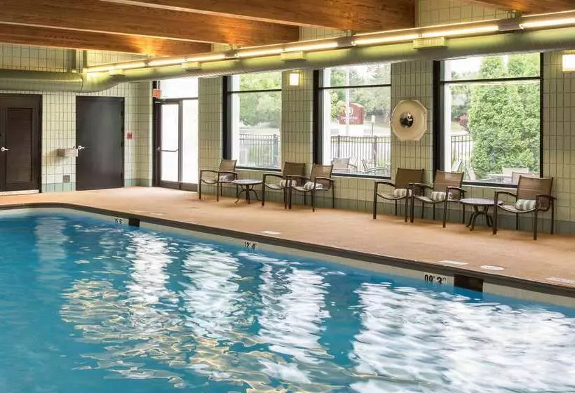 Отель Doubletree By Hilton Chicago Schaumburg