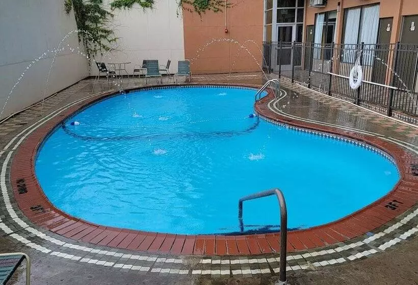 فندق Downtown Inn