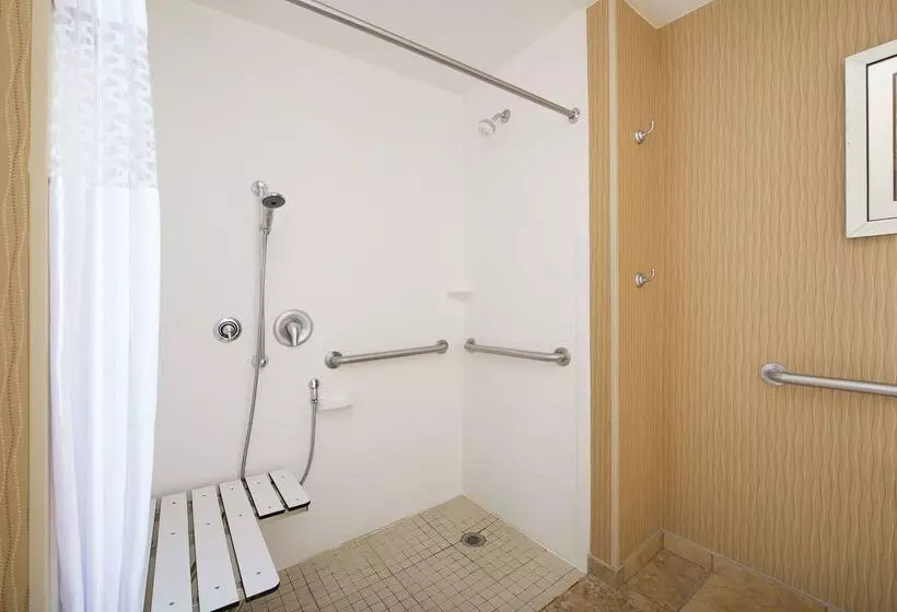 בית מלון כפרי Hampton Inn Haverhill