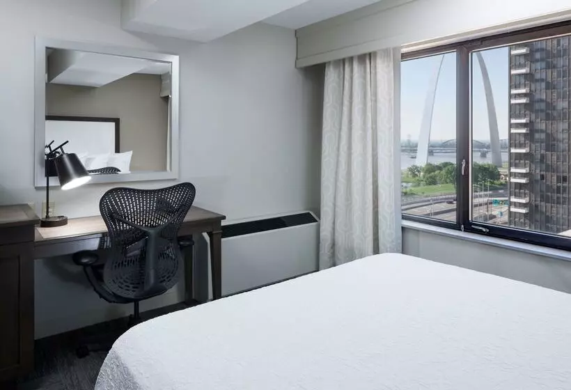 فندق Hampton Inn St. Louisdowntown