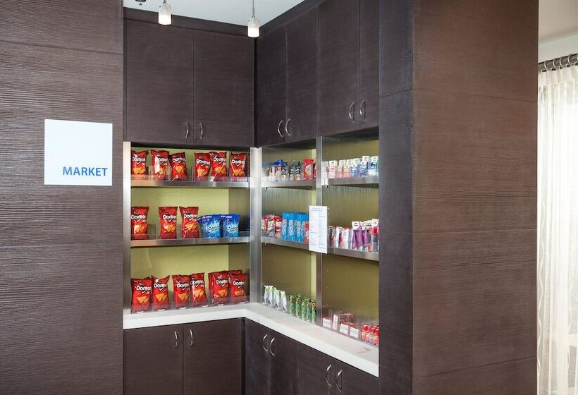 هتل Holiday Inn Express At Monterey Bay, An Ihg