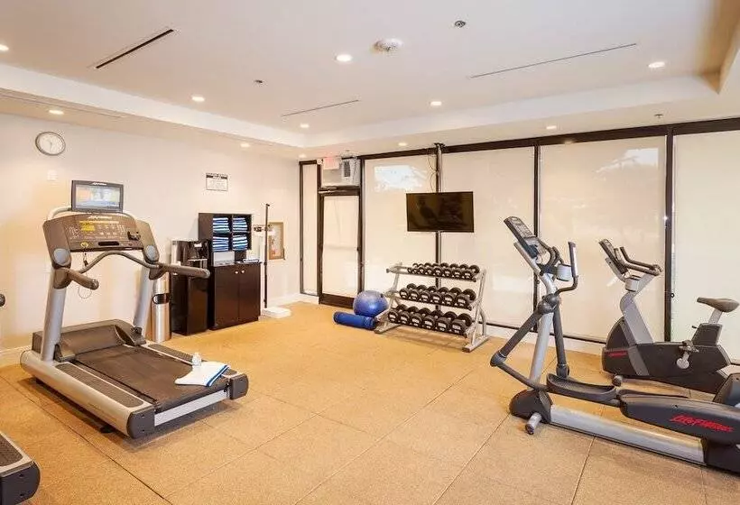 Hôtel Holiday Inn Express At Monterey Bay, An Ihg