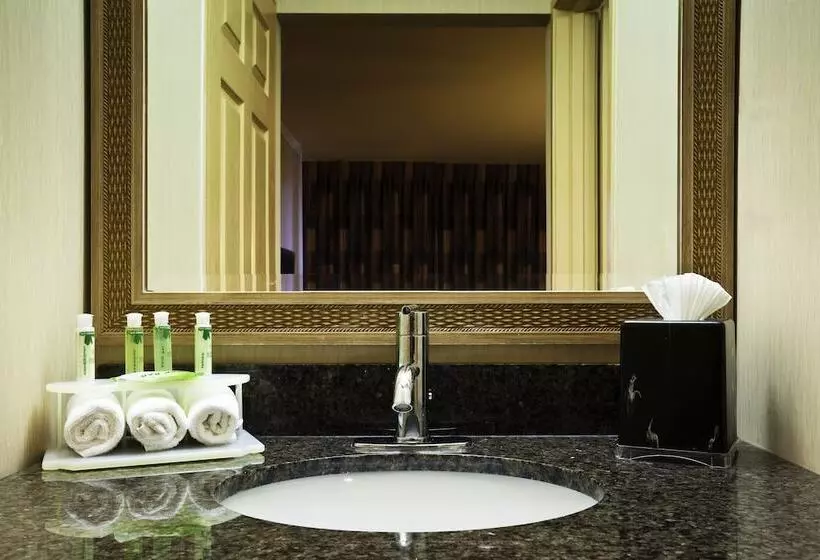 Hôtel Holiday Inn Express At Monterey Bay, An Ihg