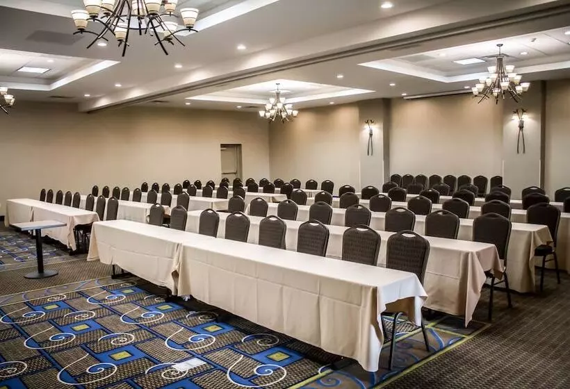 Szálloda Holiday Inn Express & Suites   Albany Airport   Wolf Road, An Ihg