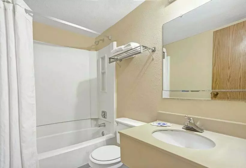 호텔 Monte Carlo Inn