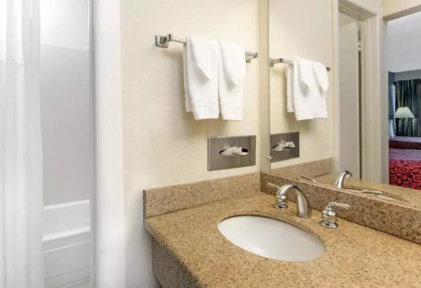 فندق Days Inn by Wyndham Shreveport