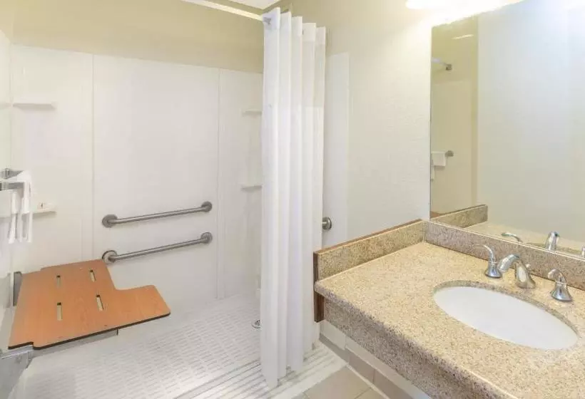 فندق Days Inn by Wyndham Shreveport