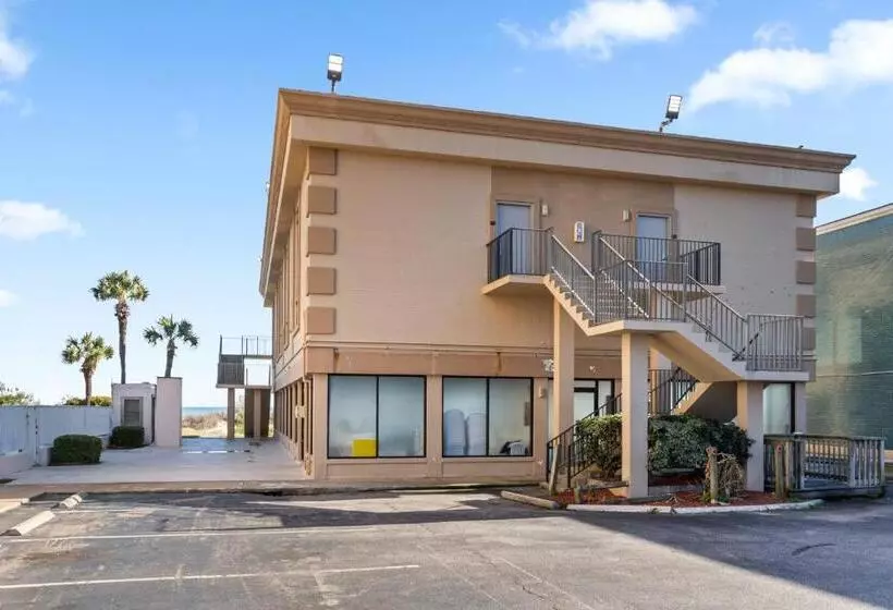 فندق Ocean Crest Inn And Suites