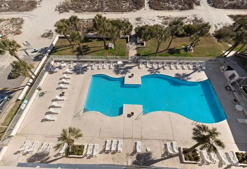 فندق Ocean Crest Inn And Suites