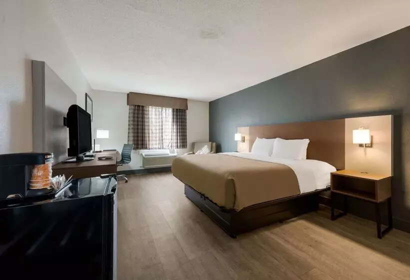 فندق Quality Inn University Area