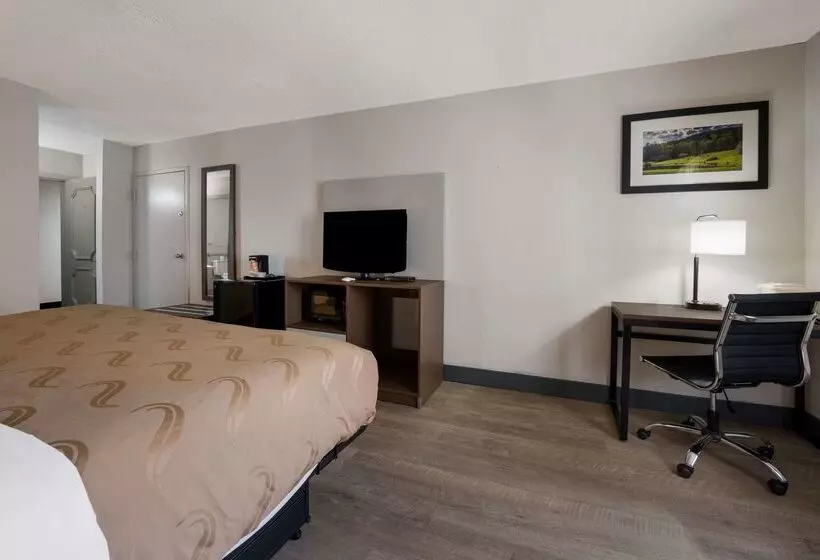 فندق Quality Inn University Area