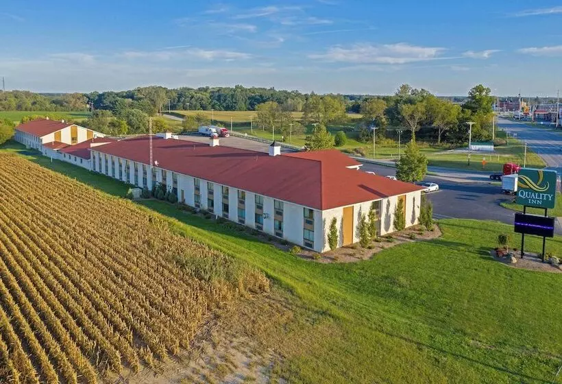 בית מלון כפרי Quality Inn Milansandusky
