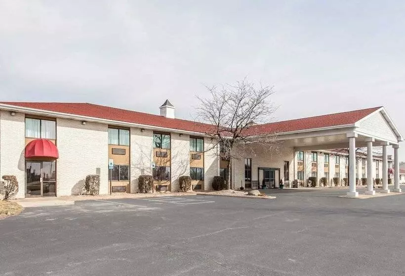 בית מלון כפרי Quality Inn Milansandusky