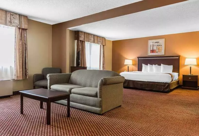 Otel Quality Inn & Suites Bloomington University Area