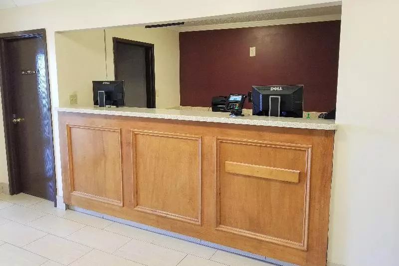 호텔 Red Roof Inn Dahlgren  Naval Base