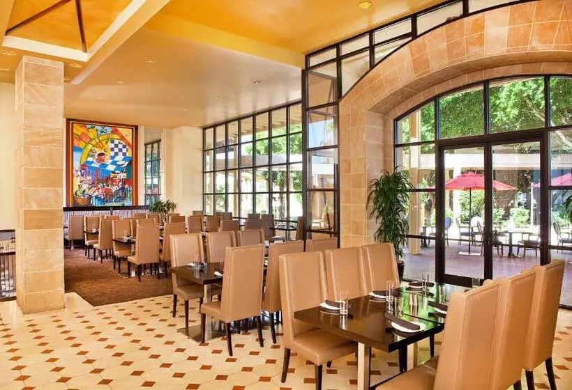 Otel Sheraton Crescent