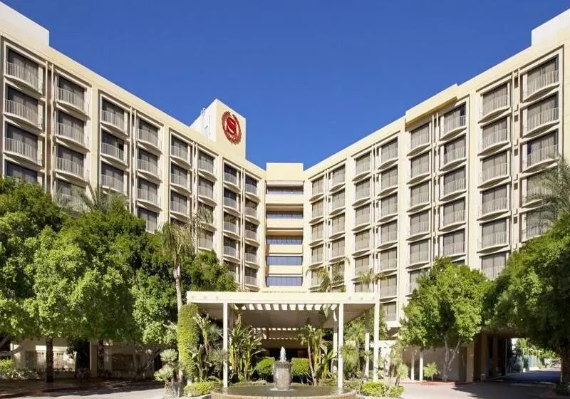 Otel Sheraton Crescent