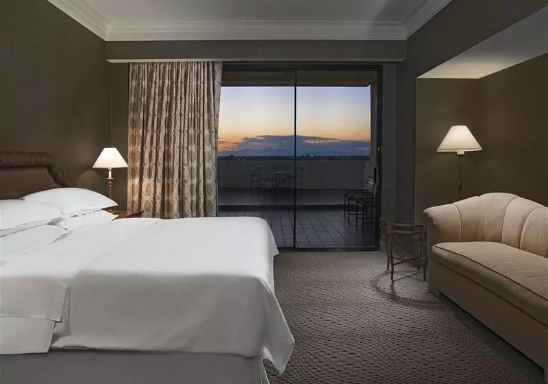 Otel Sheraton Crescent