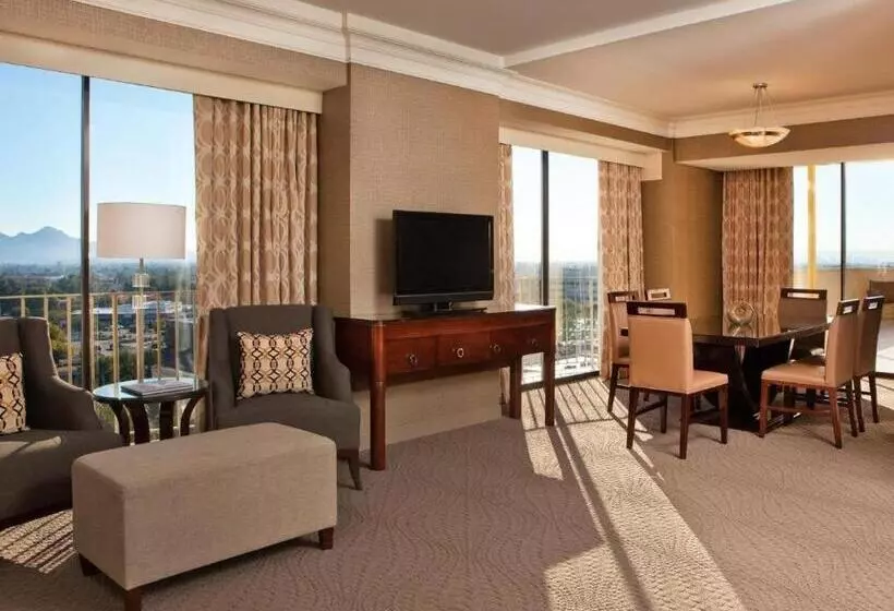 Otel Sheraton Crescent