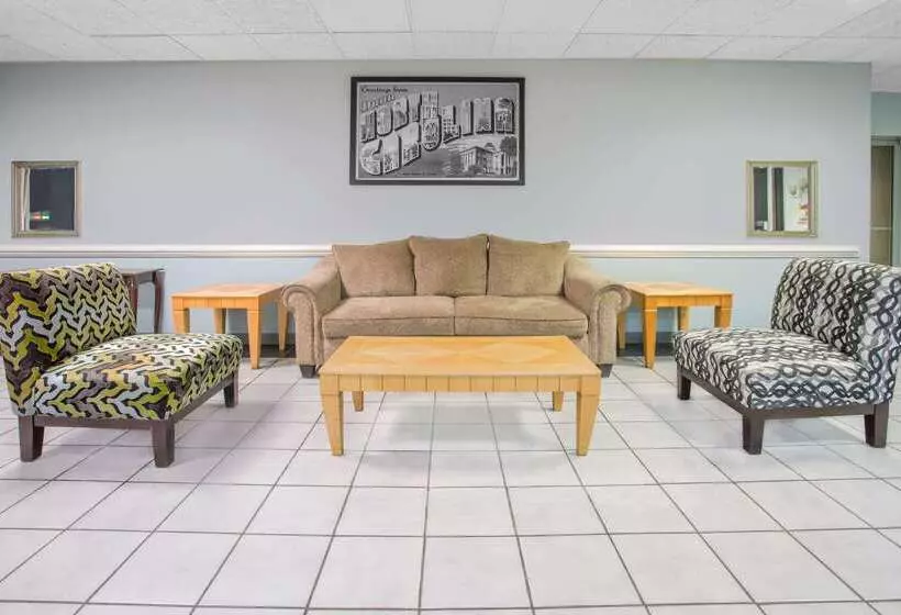 ホテル Super 8 By Wyndham Dunn