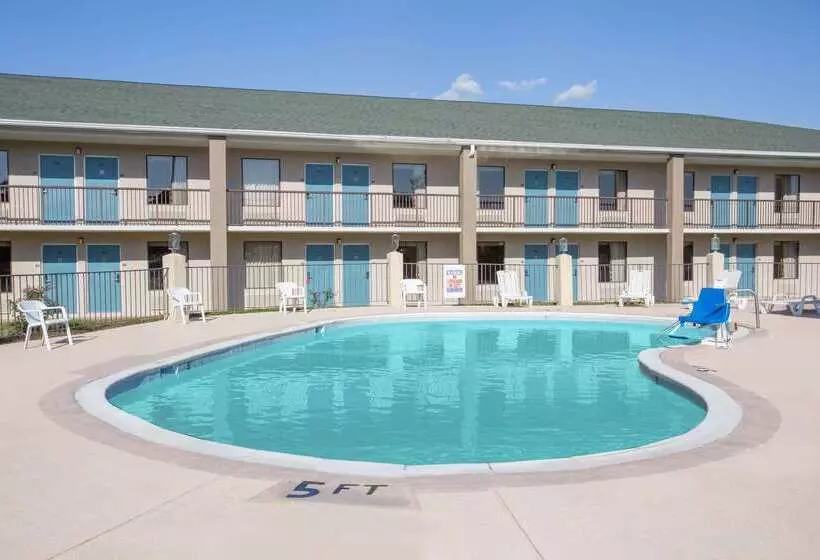 ホテル Super 8 By Wyndham Dunn