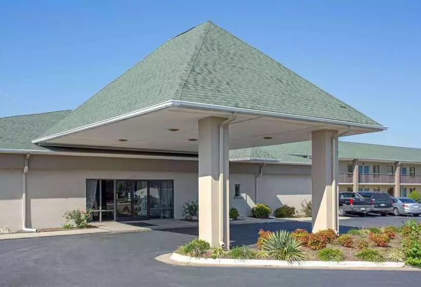 ホテル Super 8 By Wyndham Dunn