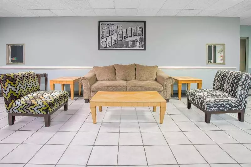 ホテル Super 8 By Wyndham Dunn