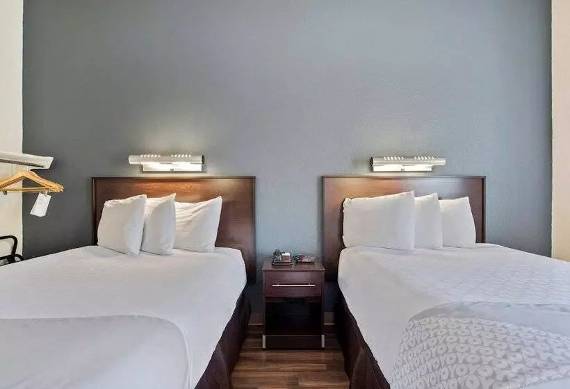 בית מלון כפרי Suburban Studios Orlando Ocoee Winter Garden