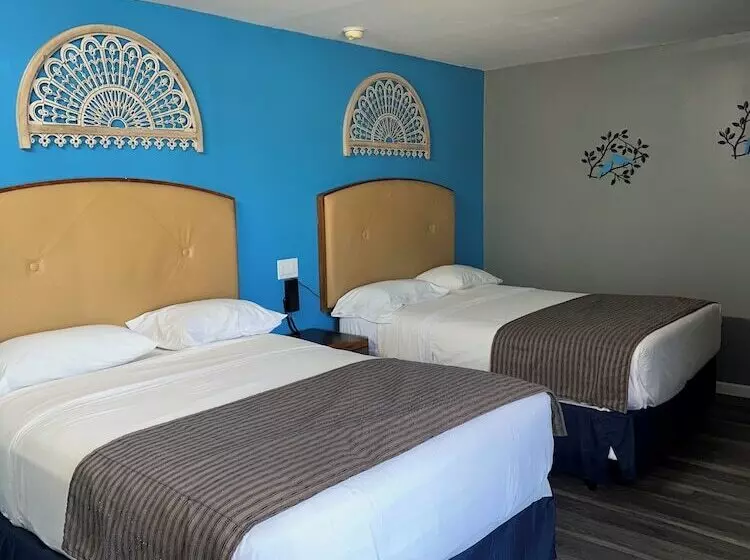 فندق Travel Inn & Suites