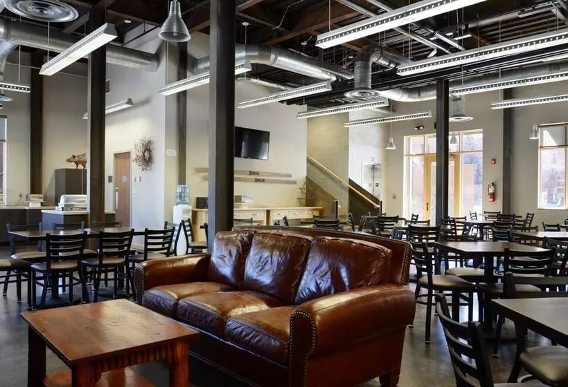 فندق 49'er Inn & Suites