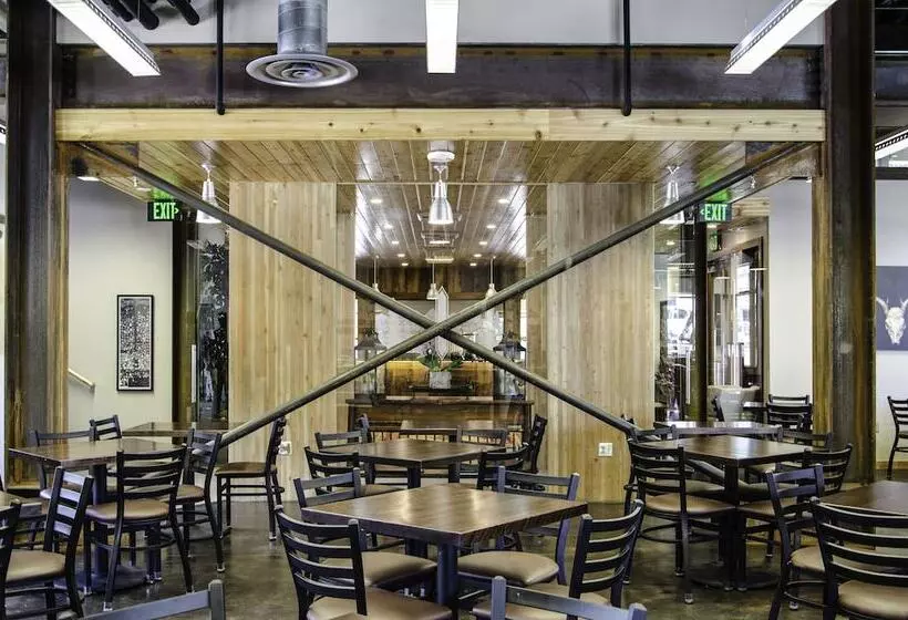 فندق 49'er Inn & Suites