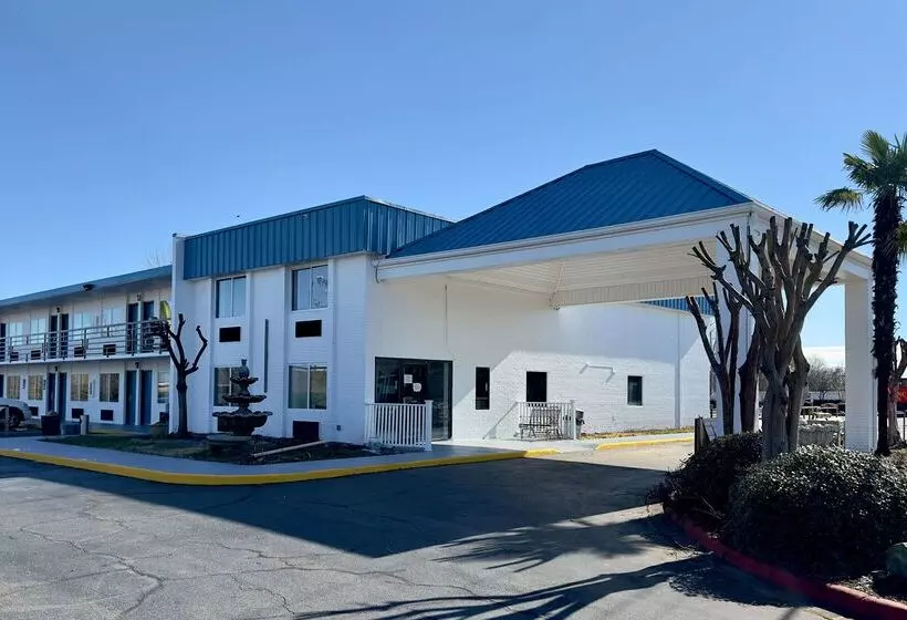 فندق Baymont By Wyndham Rock Hill