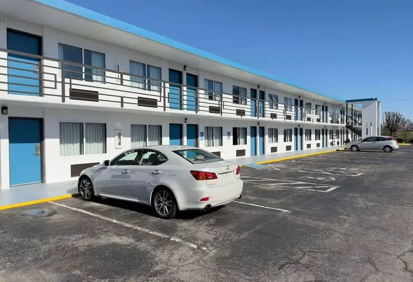 فندق Baymont By Wyndham Rock Hill