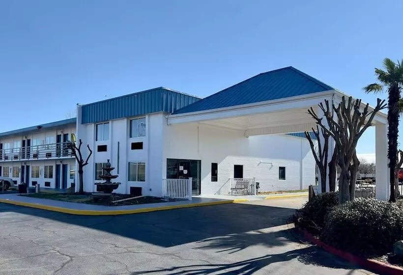 فندق Baymont By Wyndham Rock Hill