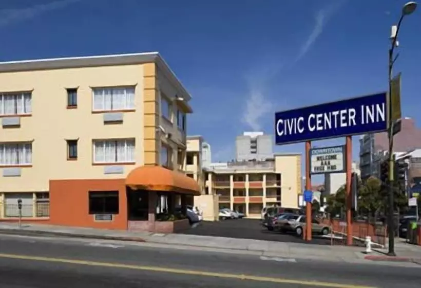 בית מלון כפרי Civic Center Inn
