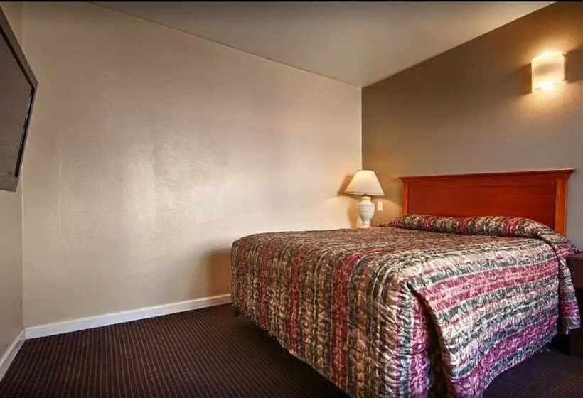 בית מלון כפרי Civic Center Inn