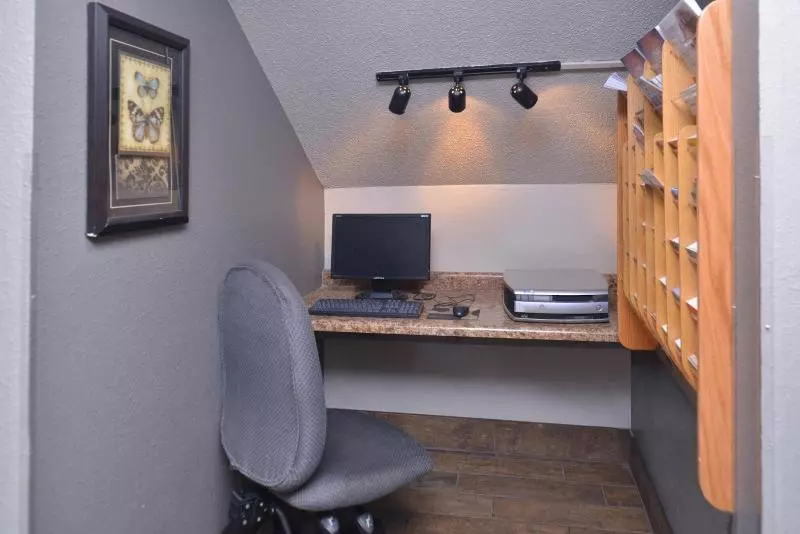 Отель Cottonwood Inn And Conference Center