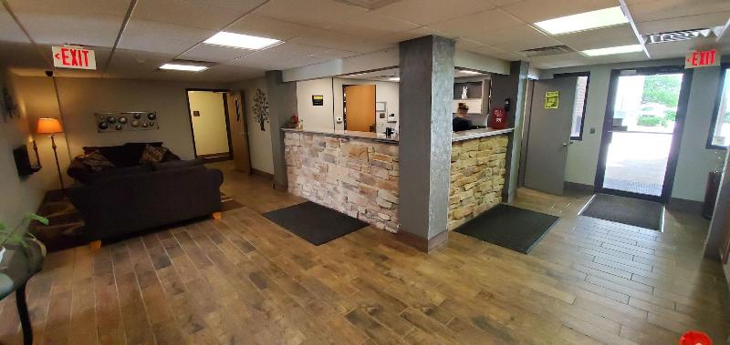 בית מלון כפרי Cottonwood Inn And Conference Center