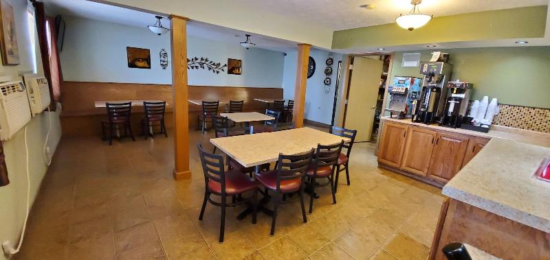 בית מלון כפרי Cottonwood Inn And Conference Center