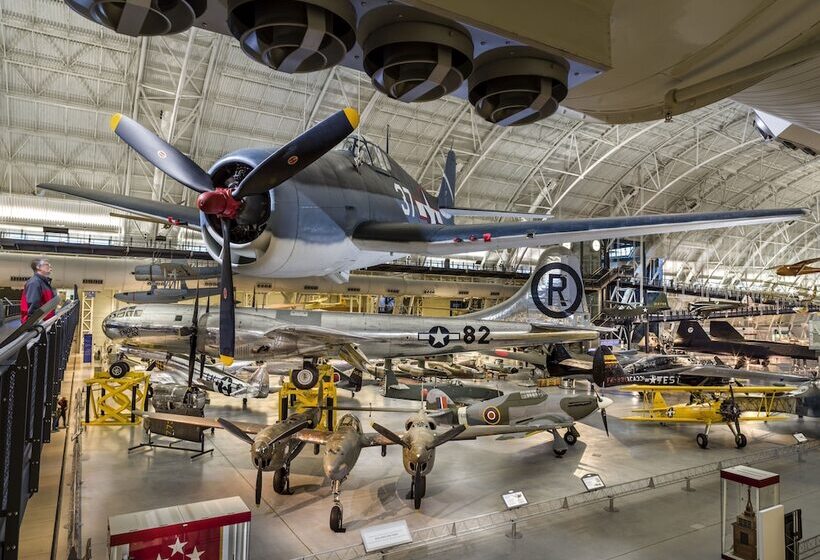 Hotel Crowne Plaza Dulles Airport, An Ihg