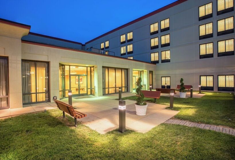 Otel Crowne Plaza Dulles Airport, An Ihg