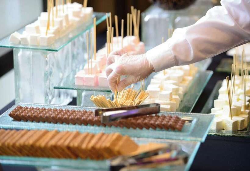 Otel Crowne Plaza Dulles Airport, An Ihg