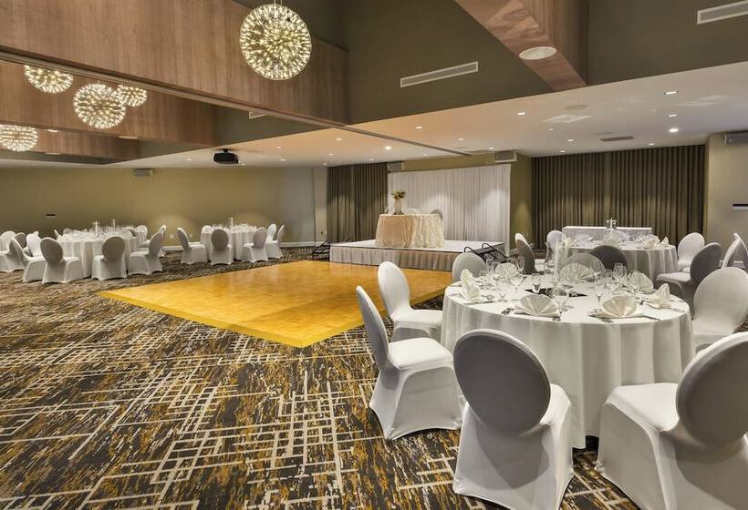 Otel Crowne Plaza Dulles Airport, An Ihg