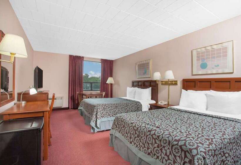 ホテル Days Inn By Wyndham Liberty