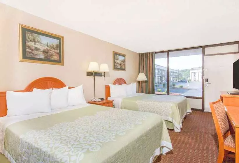 호텔 Days Inn By Wyndham Princeton