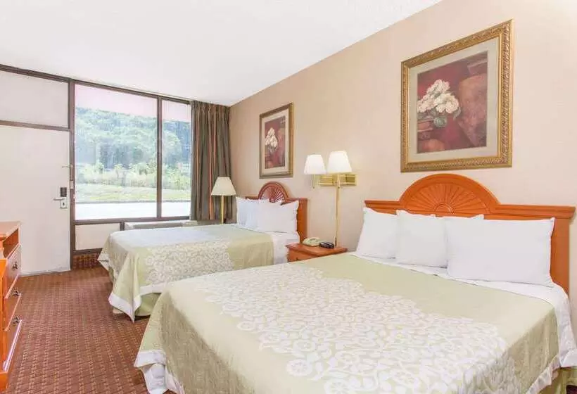 호텔 Days Inn By Wyndham Princeton