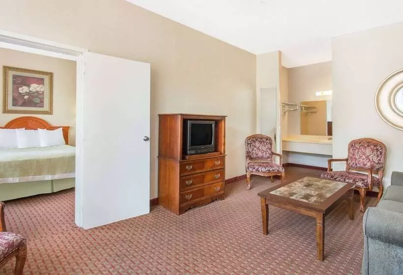 호텔 Days Inn By Wyndham Princeton