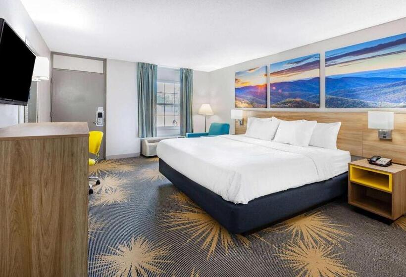 בית מלון כפרי Days Inn By Wyndham Roanoke Near I81