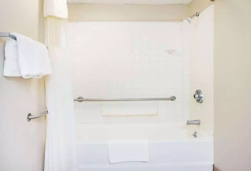 فندق Red Roof Inn Rockingham